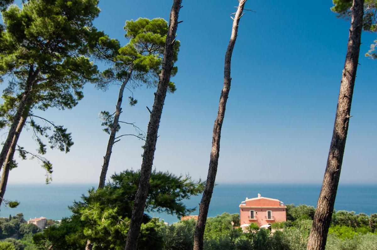 Bed and Breakfast I Frangiventi Роди-Гарганико Экстерьер фото